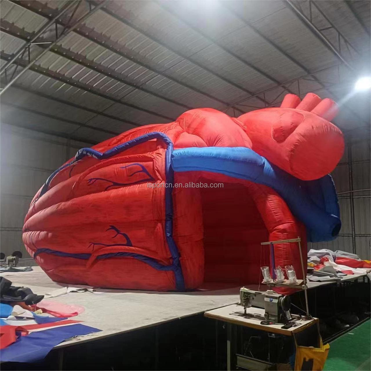 Custom Inflatable Heart Advertising Balloon – 21 Feet