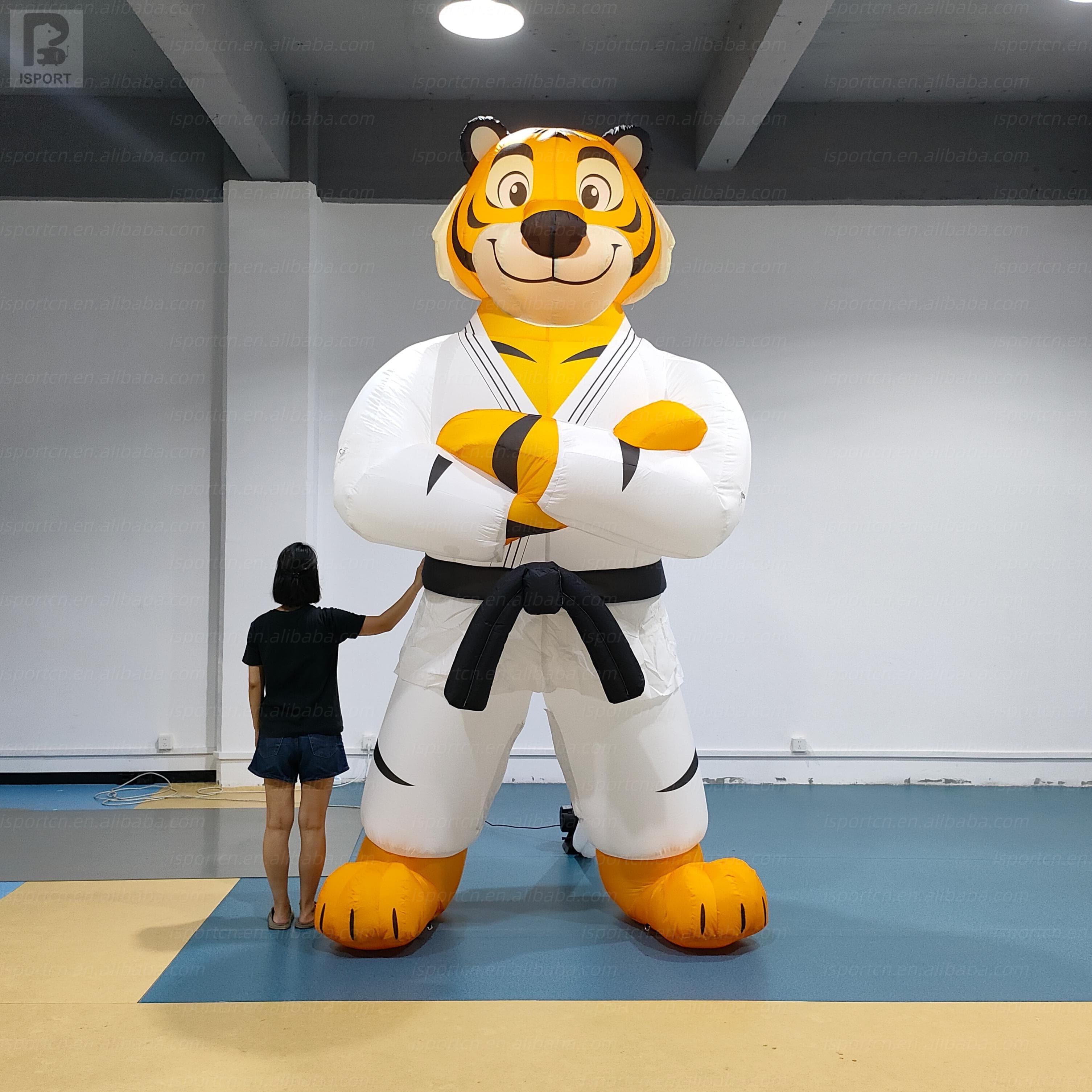 Giant Inflatable Tiger Taekwondo Mascot for Martial Arts Events